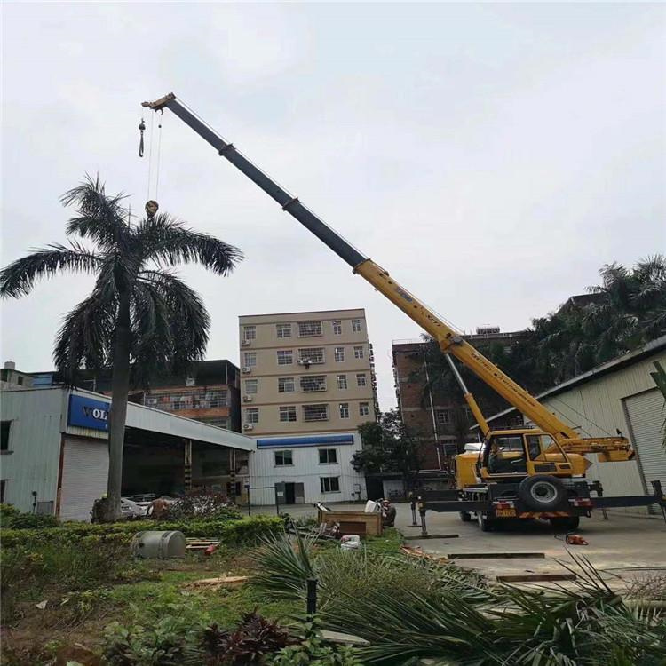 南召12吨吊车出租一天的收费标准是什么