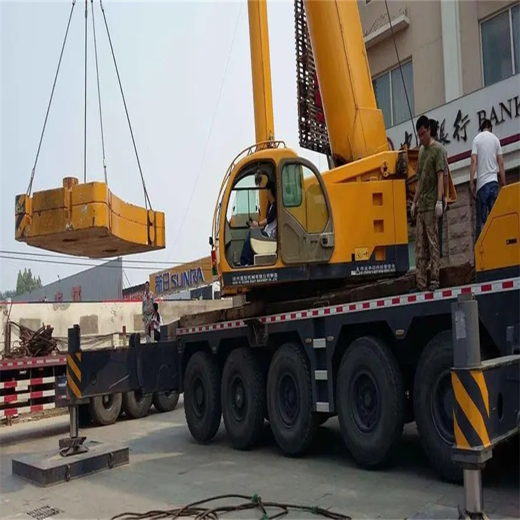 南召当地吊车出租|机器吊装|75吨|工厂搬迁服务